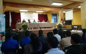 Candidatos a alcalde firman compromiso con niñez, adolescencia, juventud y medio ambiente, en Santiago Atitlán