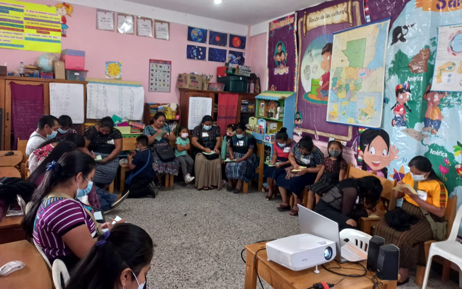PAMI inaugura escuela de padres y madres de familia en Panajachel, Sololá