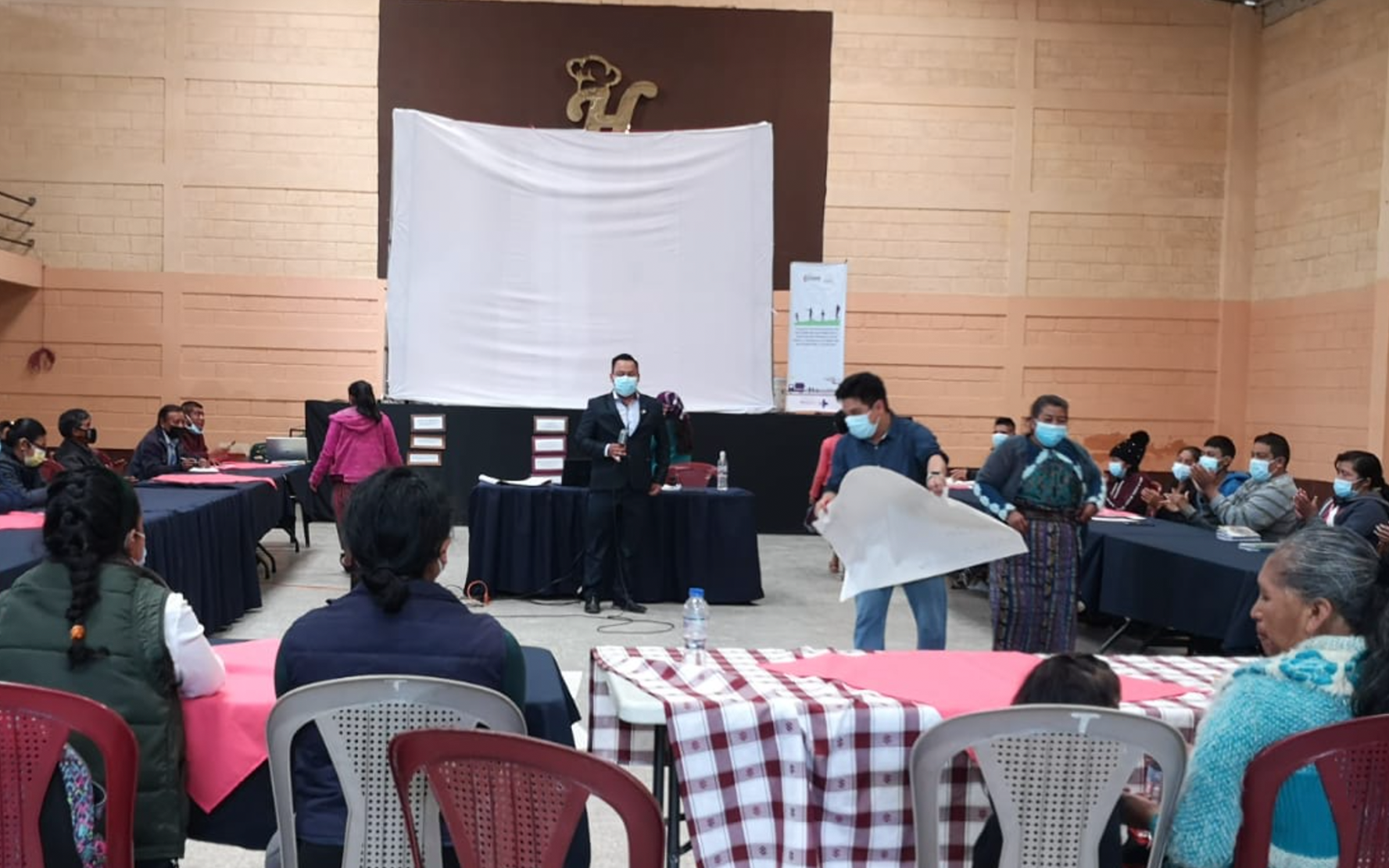 Taller de formación sobre Política Pública con enfoque de derechos de la niñez y adolescencia migrante en Momostenango, Totonicapán