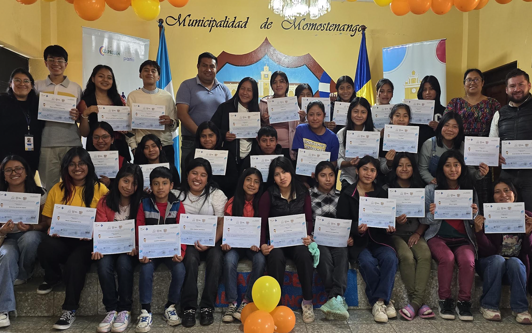 Lee más sobre el artículo Clausura del proceso de formación sobre el análisis de la Política Municipal de Protección a la Niñez, Adolescencia y Juventud con énfasis en la Prevención y Atención de la Migración, en Momostenango