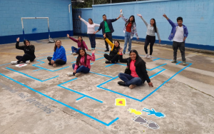Lee más sobre el artículo Escuela del Caserío Las Escobas se favorece con la iniciativa “Jugando y aprendiendo mis derechos”, realizada por la organización juvenil J LUNA de San Antonio Sacatepéquez, San Marcos