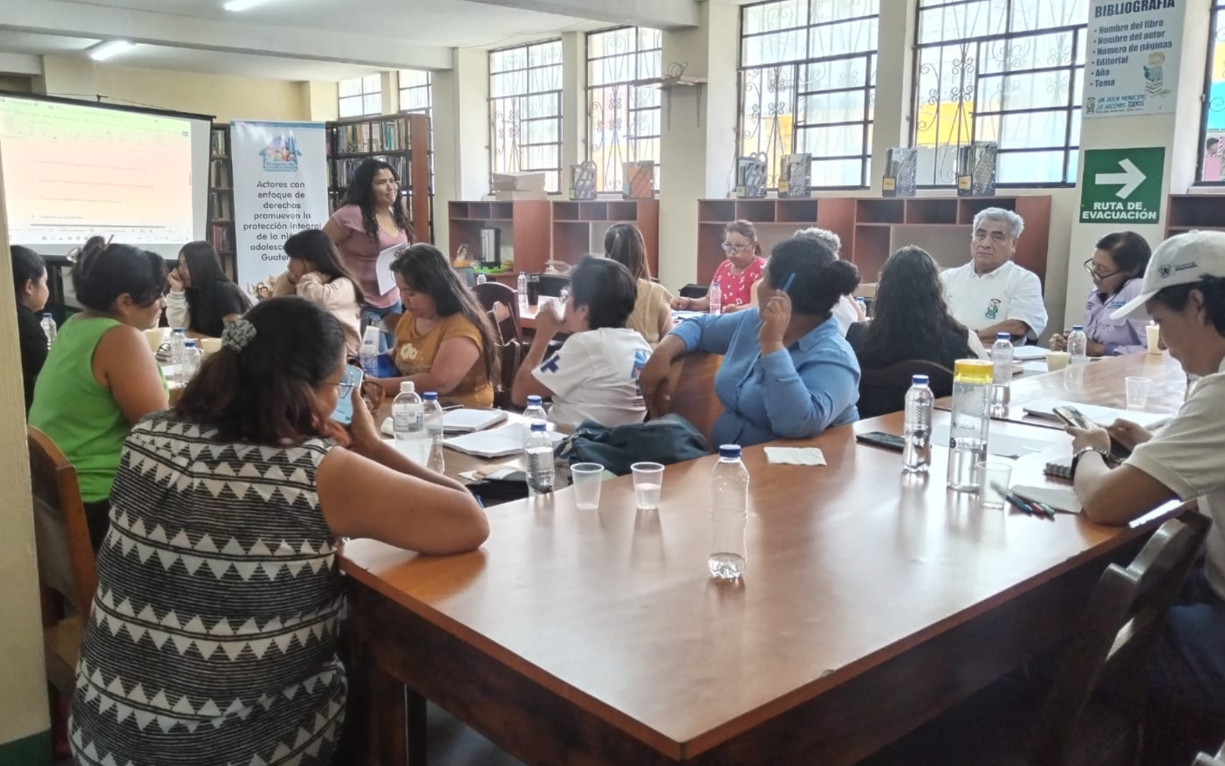 Lee más sobre el artículo Reunión para la evaluación de progreso y validación de la Política Pública a favor de la Niñez y Adolescencia de Amatitlán