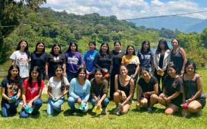 Lee más sobre el artículo Grupo de adolescentes y señoritas organizadas de San Lucas Tolimán, Sololá, realiza lanzamiento oficial de su plataforma JOVEN, en Facebook e Instagram