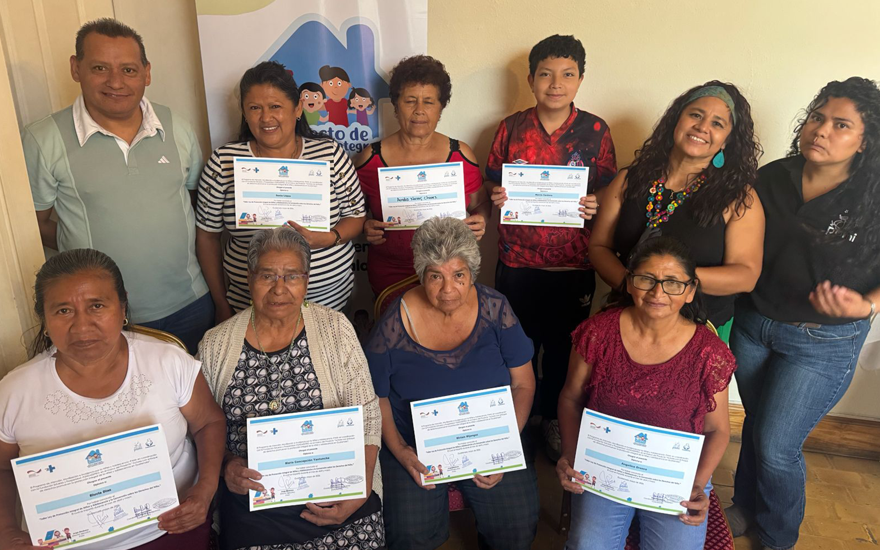 En este momento estás viendo PAMI y FUNDAESPRO impulsan la formación de capacidades en derechos y protección de la niñez y adolescencia a COCODES de Santa Faz y La Laguneta, Chinautla ¡El cambio empieza en la comunidad!