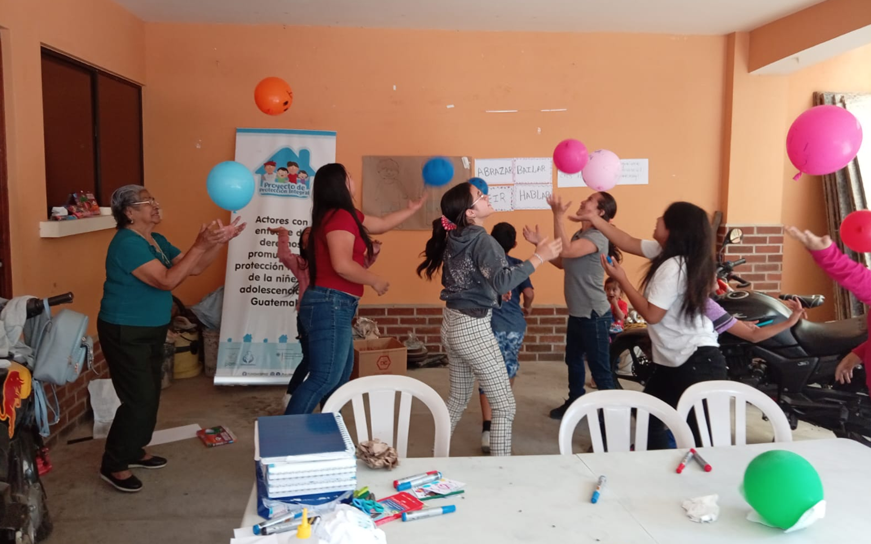 En este momento estás viendo Taller de formación para niñez y adolescencia sobre su derecho a la salud física y mental, en La Laguneta, Chinautla