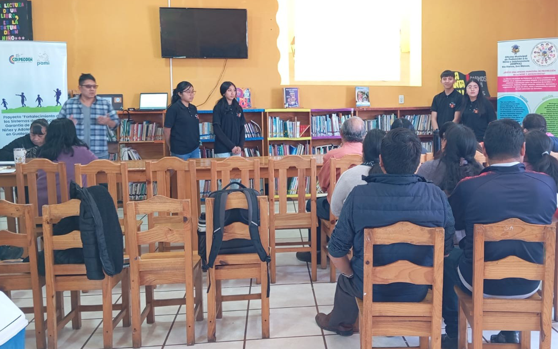 En este momento estás viendo Jóvenes organizados de Río Blanco, San Marcos, presentan resultados de la observancia social sobre inversión en niñez y adolescencia
