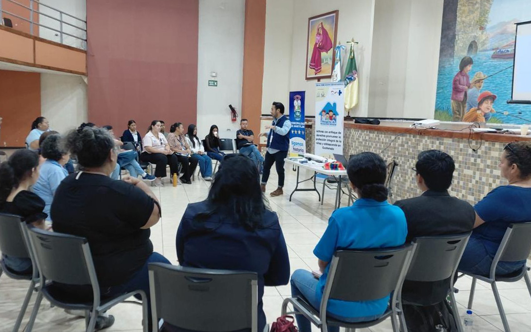 En este momento estás viendo En Amatitlán se fortalecen las capacidades técnicas de la Comisión Formuladora de la Política Pública a favor de la Niñez y Adolescencia en la prevención de embarazos tempranos