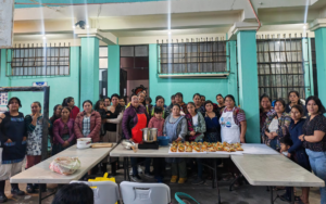 Lee más sobre el artículo Entrega de kits nutricionales y preparación de alimentos en Panajachel y San Juan La Laguna